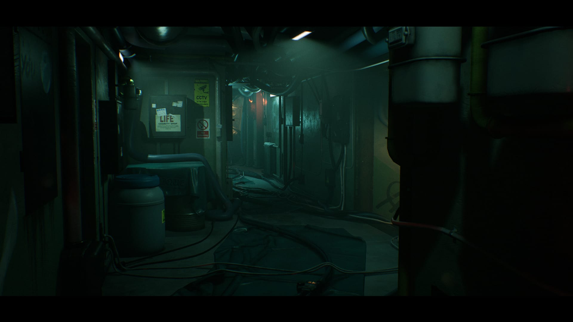 废弃工业区域 – Fluorescence: Corridor and Apartment
